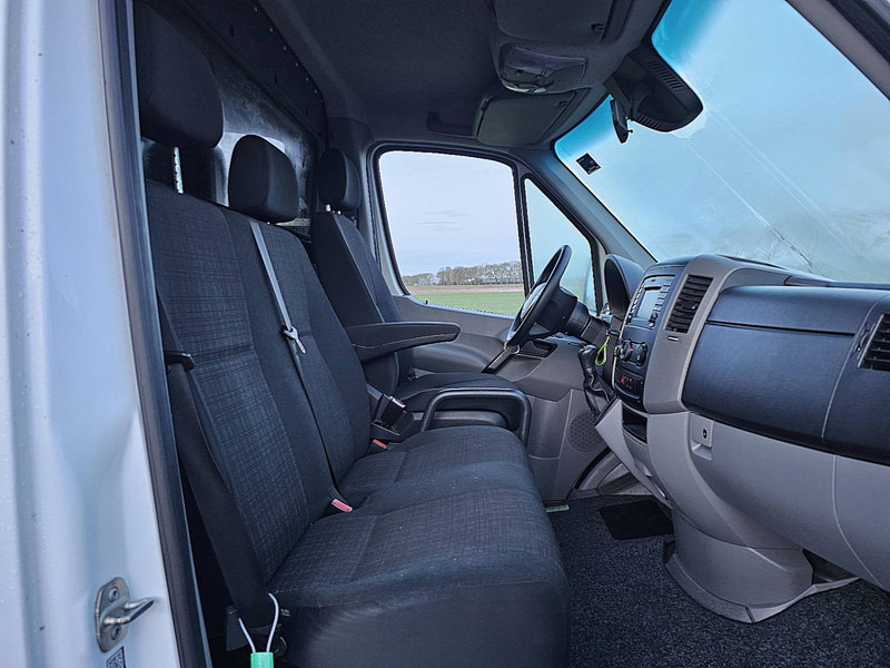 Panelvan Mercedes-Benz Sprinter 319 L2H2 3.0Ltr V6 Navi!: fotoğraf 8