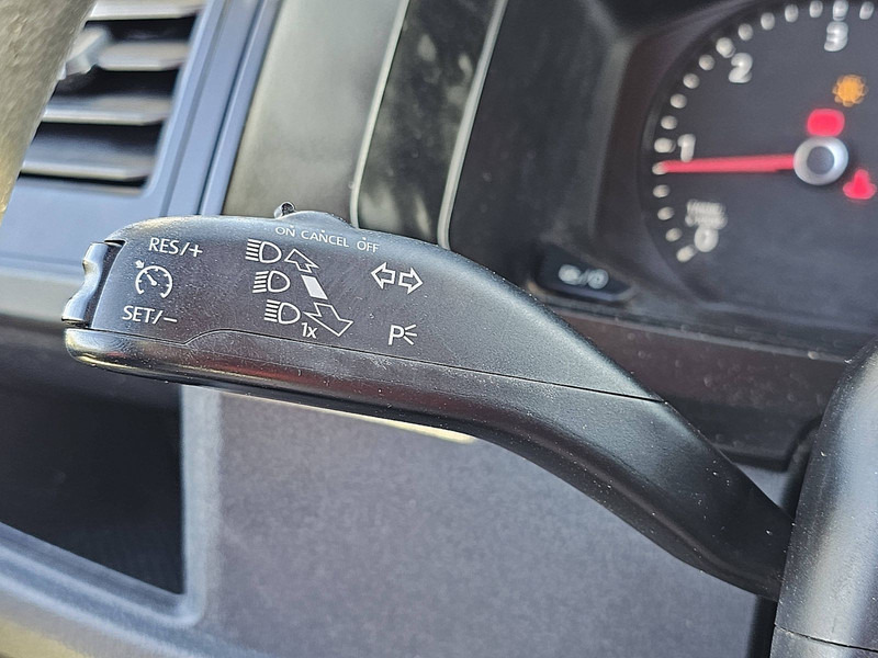 Damperli kamyonet Volkswagen Transporter 2.0 TDI: fotoğraf 12