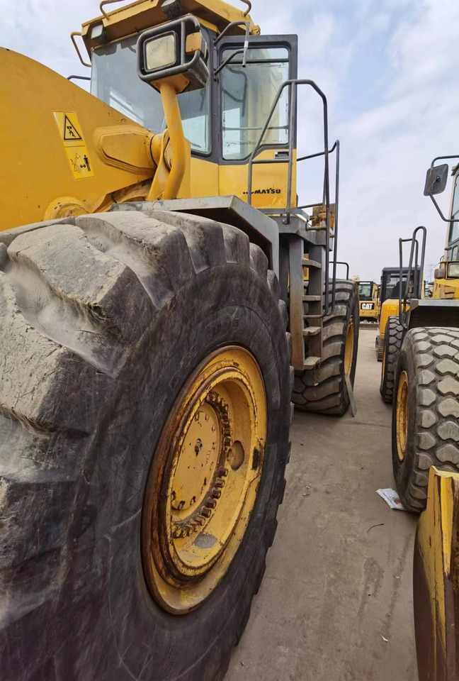 Tekerlekli yükleyici KOMATSU WA600-3: fotoğraf 6