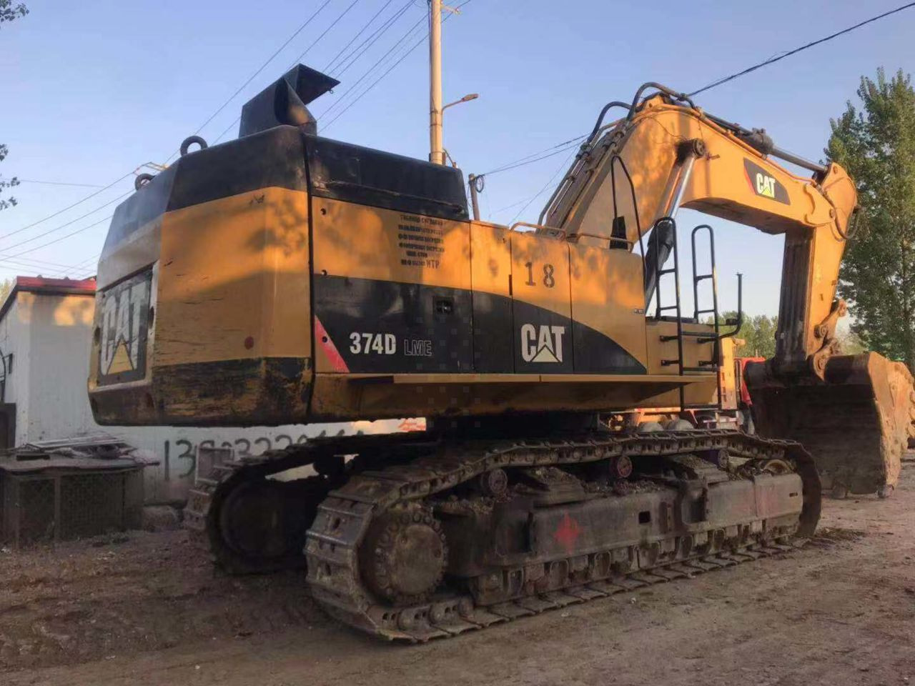 Paletli ekskavatör Caterpillar 374DLME: fotoğraf 7