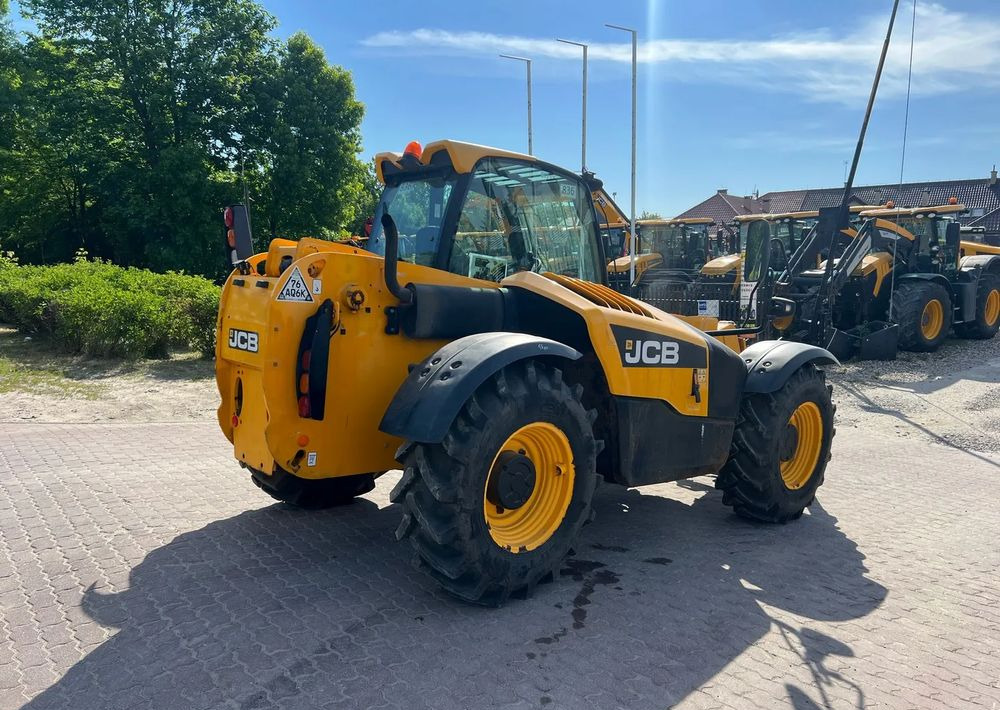 Teleskopik yükleyici JCB 531-70: fotoğraf 10