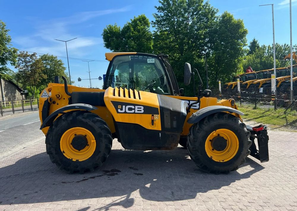 Teleskopik yükleyici JCB 531-70: fotoğraf 11