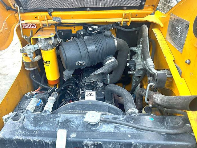 Kompakt paletli yükleyici JCB 170HF: fotoğraf 8