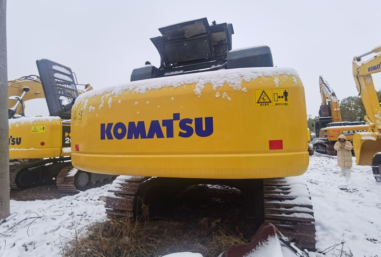 Paletli ekskavatör Komatsu PC400-8: fotoğraf 16