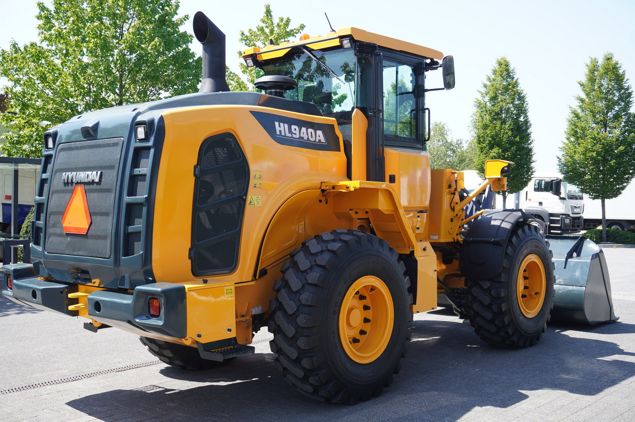 Tekerlekli yükleyici HYUNDAI HL940A articulated loader / year 2021 / weight 13.5t year of production 2021: fotoğraf 7