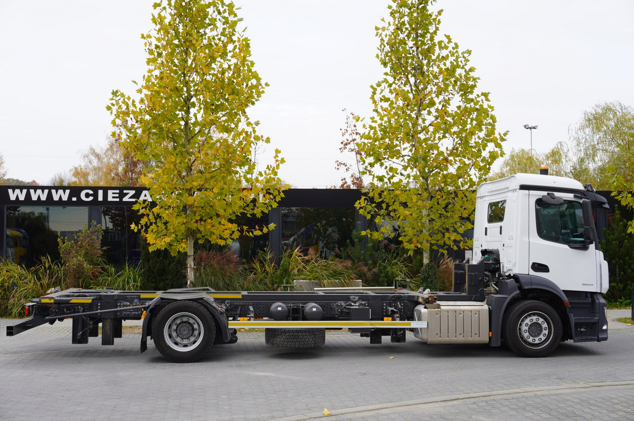 MERCEDES-BENZ Actros 1824 E6 4x2 / liftable BDF / 100 tho. km finansal kiralama MERCEDES-BENZ Actros 1824 E6 4x2 / liftable BDF / 100 tho. km: fotoğraf 10