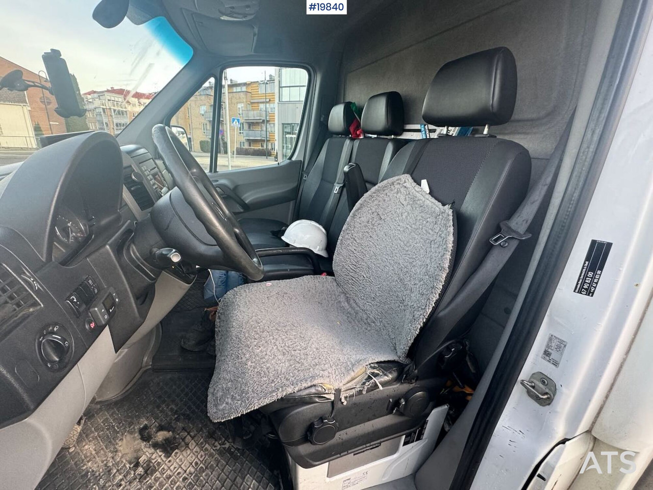 Kapalı kasa kamyon Mercedes Sprinter: fotoğraf 27