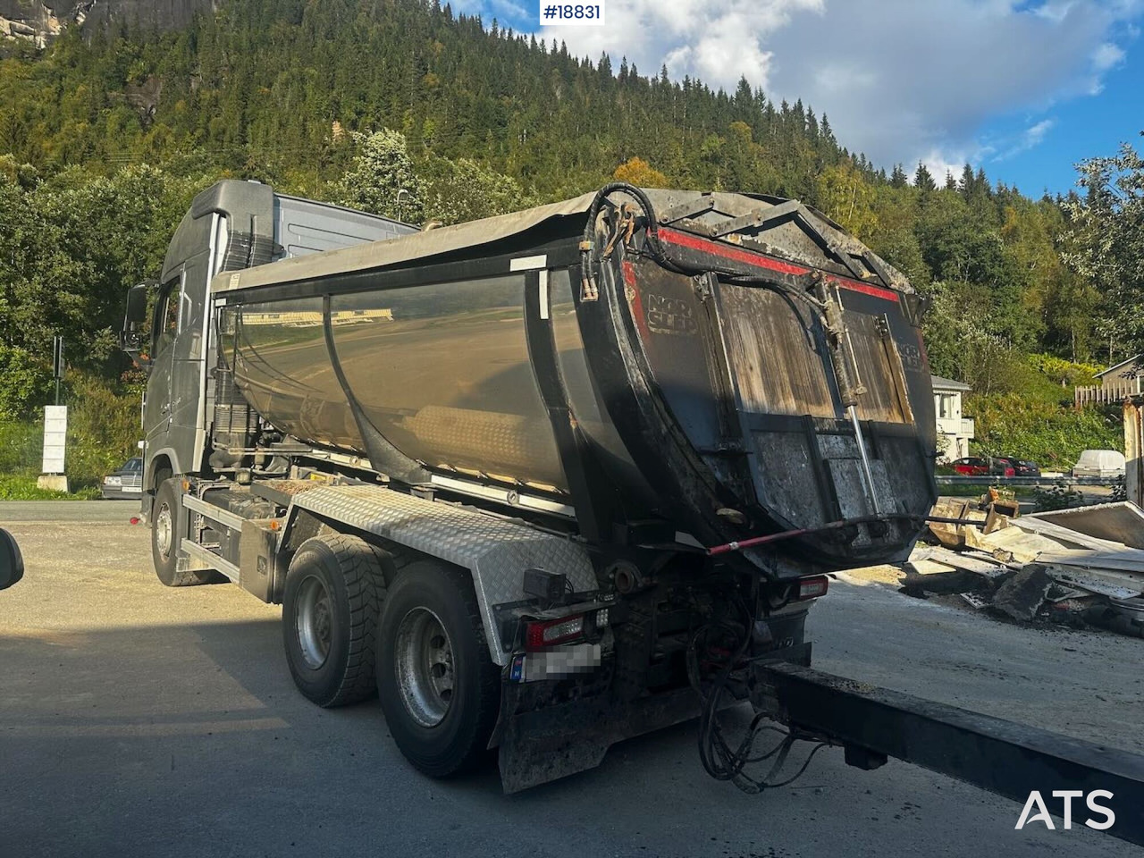 Asfalt döşeme aracı Volvo FH 540: fotoğraf 8