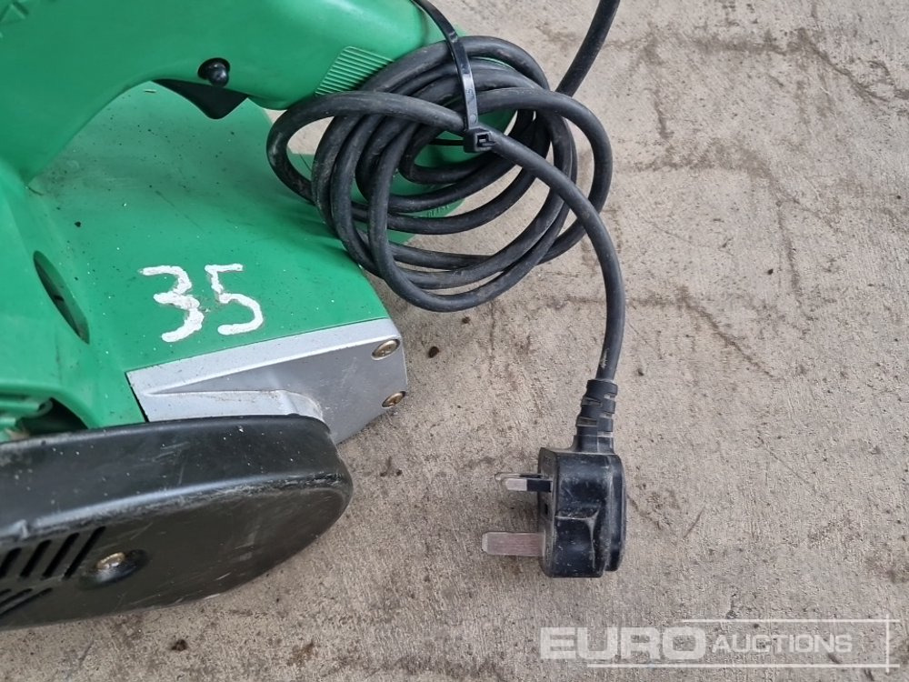 İnşaat ekipmanı Hitachi SB-10 240 Volt Belt Sander: fotoğraf 12